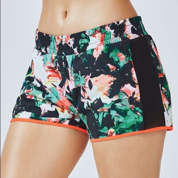 Fabletics Fallon Compression Lined Athletic Shorts Paintbrush Floral XL 14 - 16 - Picture 1 of 13
